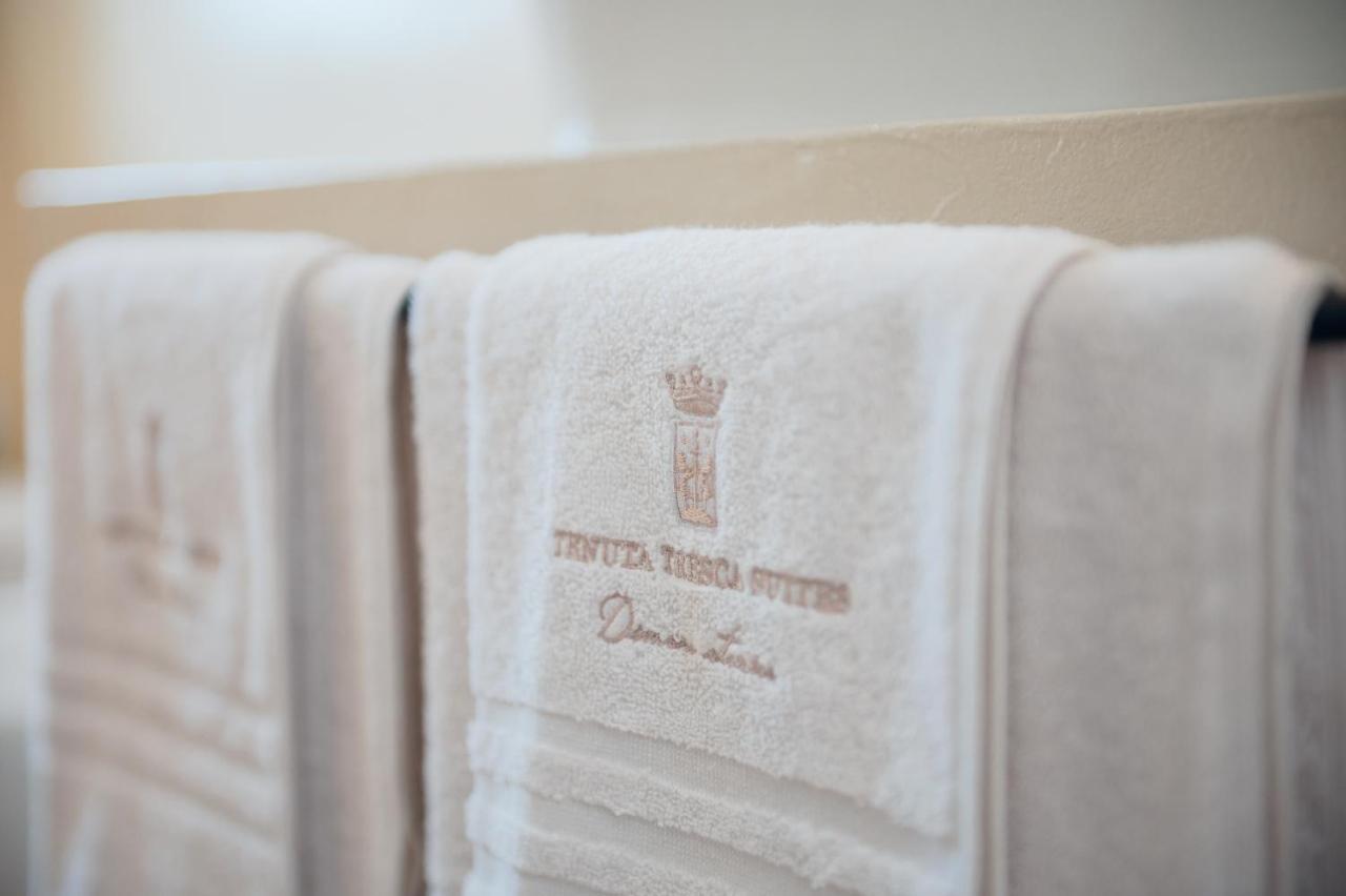 Tenuta Tresca Suites - Dimora Storica San Cassiano  Екстер'єр фото