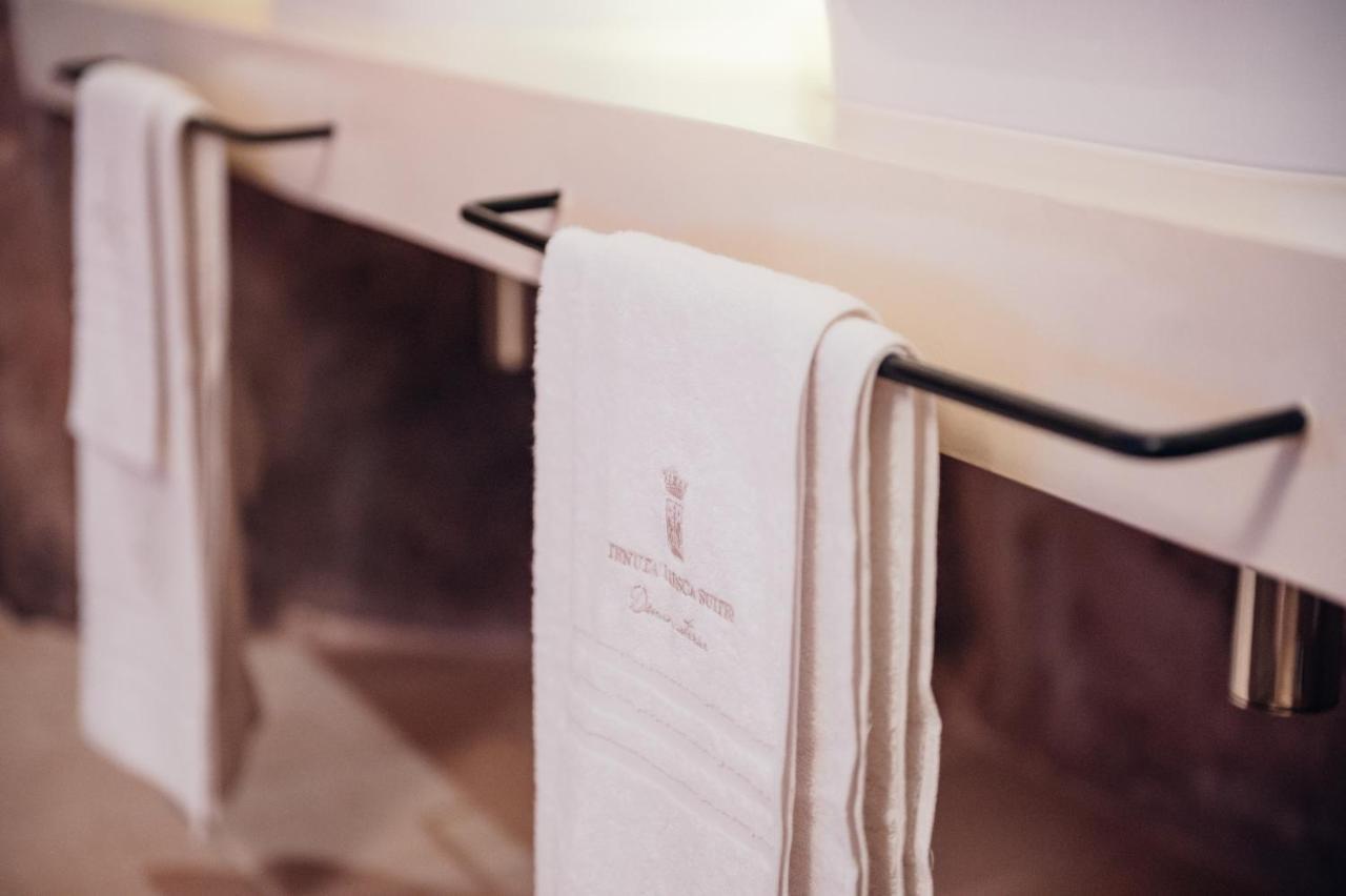 Tenuta Tresca Suites - Dimora Storica San Cassiano  Екстер'єр фото